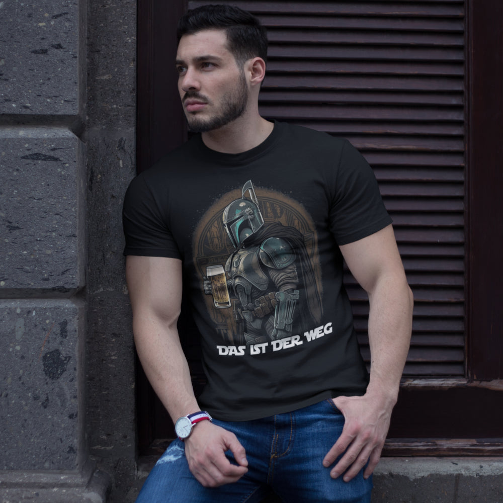 Muskolöser Mann mit Star Wars T-Shirt