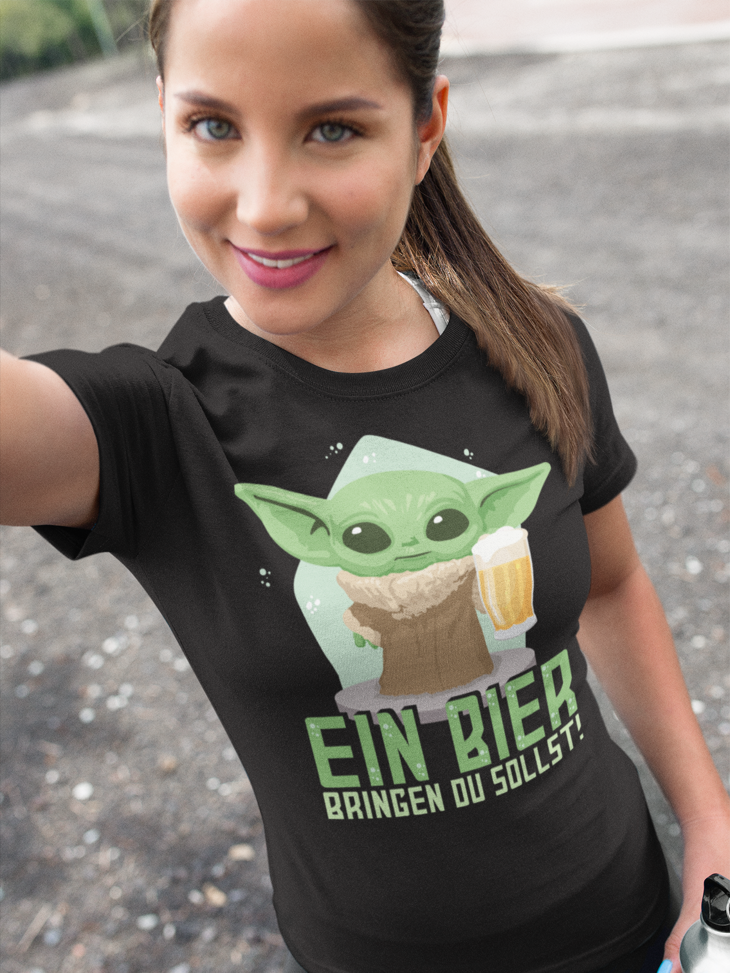 Ein Bier bringen du sollst Baby Yoda Grogu - Damenshirt