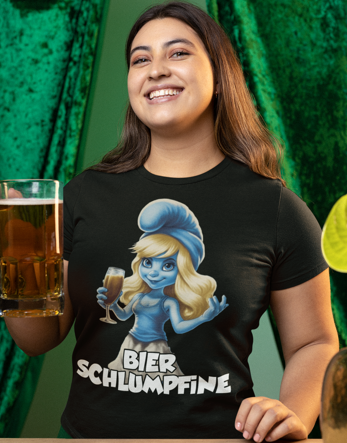 Bier Schlumpfine Grafik - Damenshirt