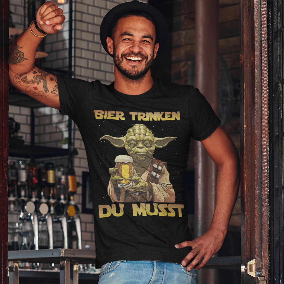 Bier trinken du musst - Yoda Star Wars - Herren Shirt