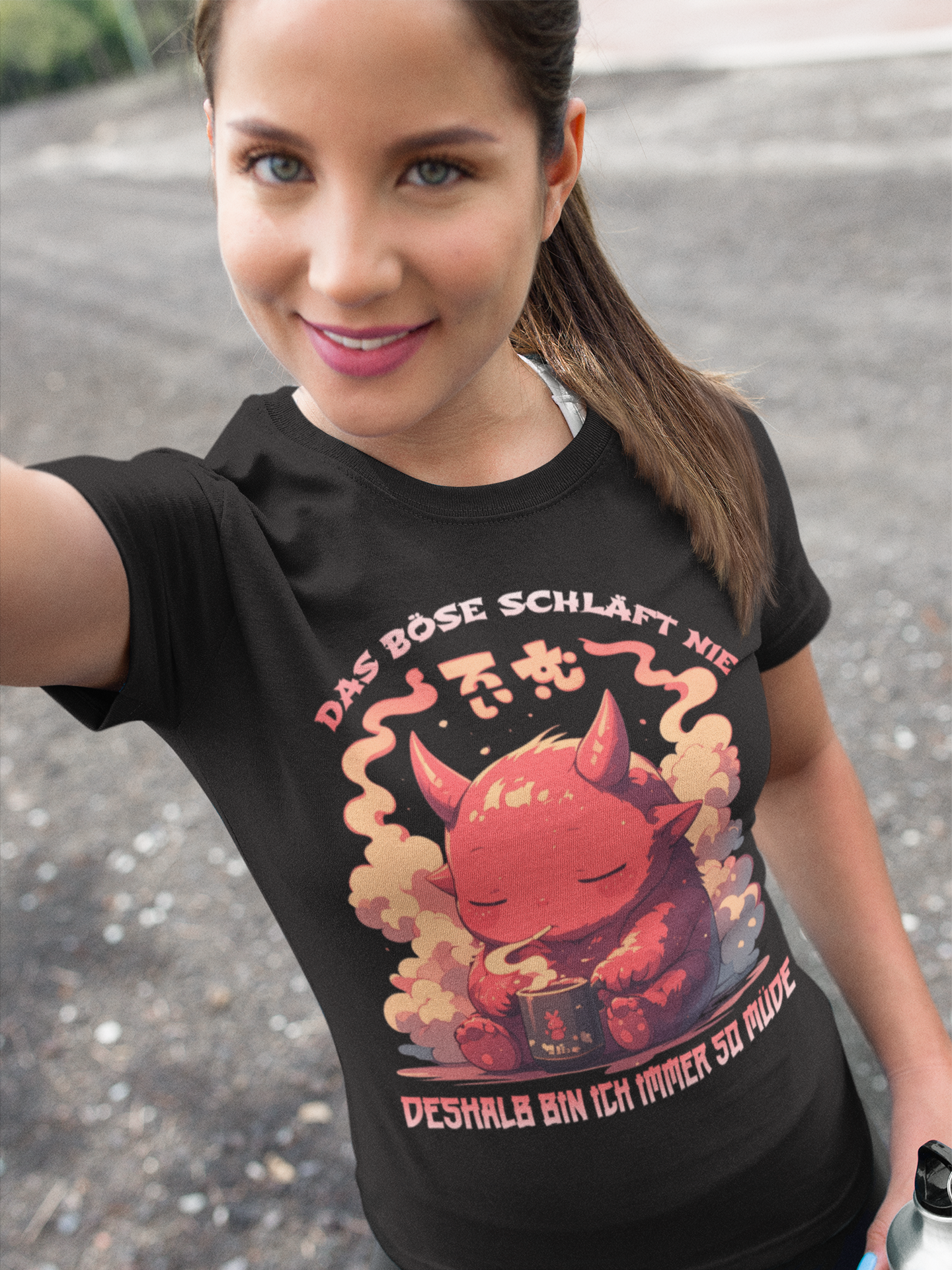 Das Böse schläft nie deshalb bin ich immer so müde Teufelchen mit Kaffee - Damen Premium Bio T-Shirt