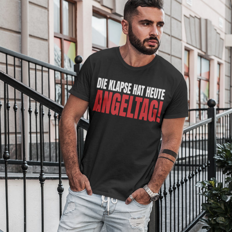 Die Klapse hat heute Angeltag Shirt – Lustiges Männer Angeln Spruchshirt