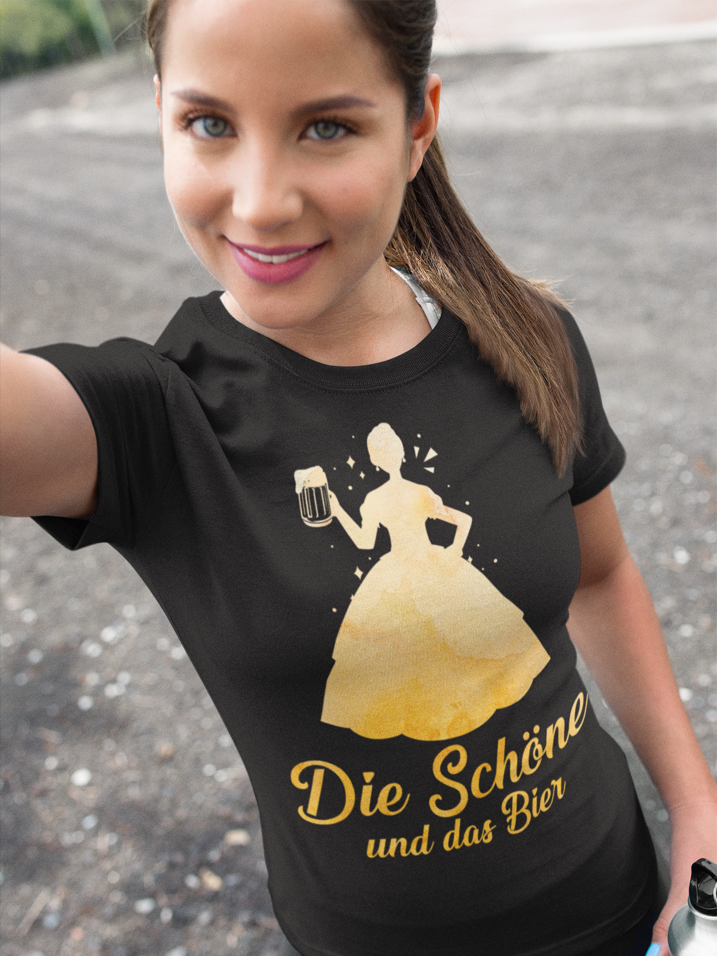 Die schöne und das Bier - Prinzessin Aquarell - Damenshirt