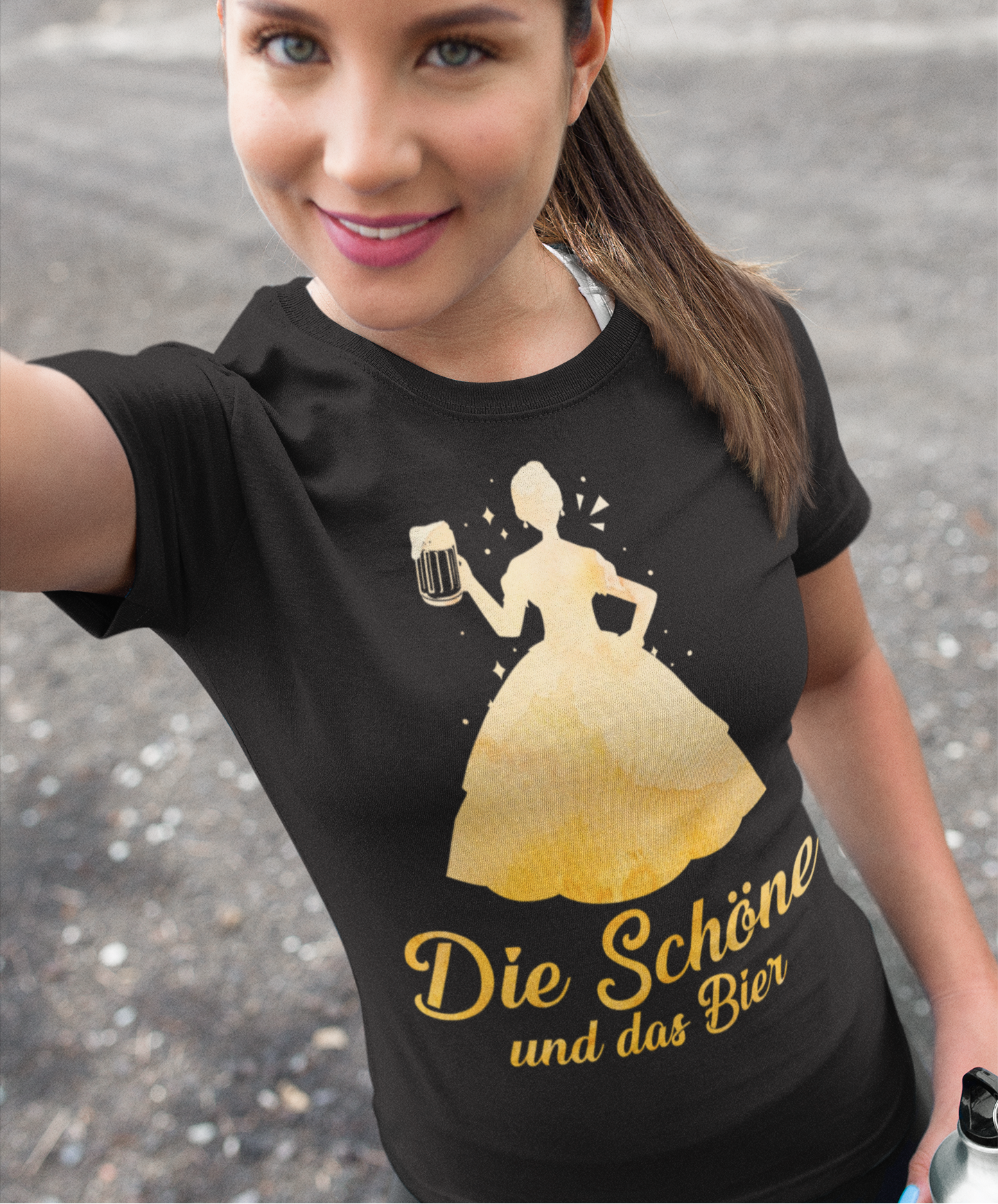 Die schöne und das Bier - Prinzessin Aquarell - Damenshirt