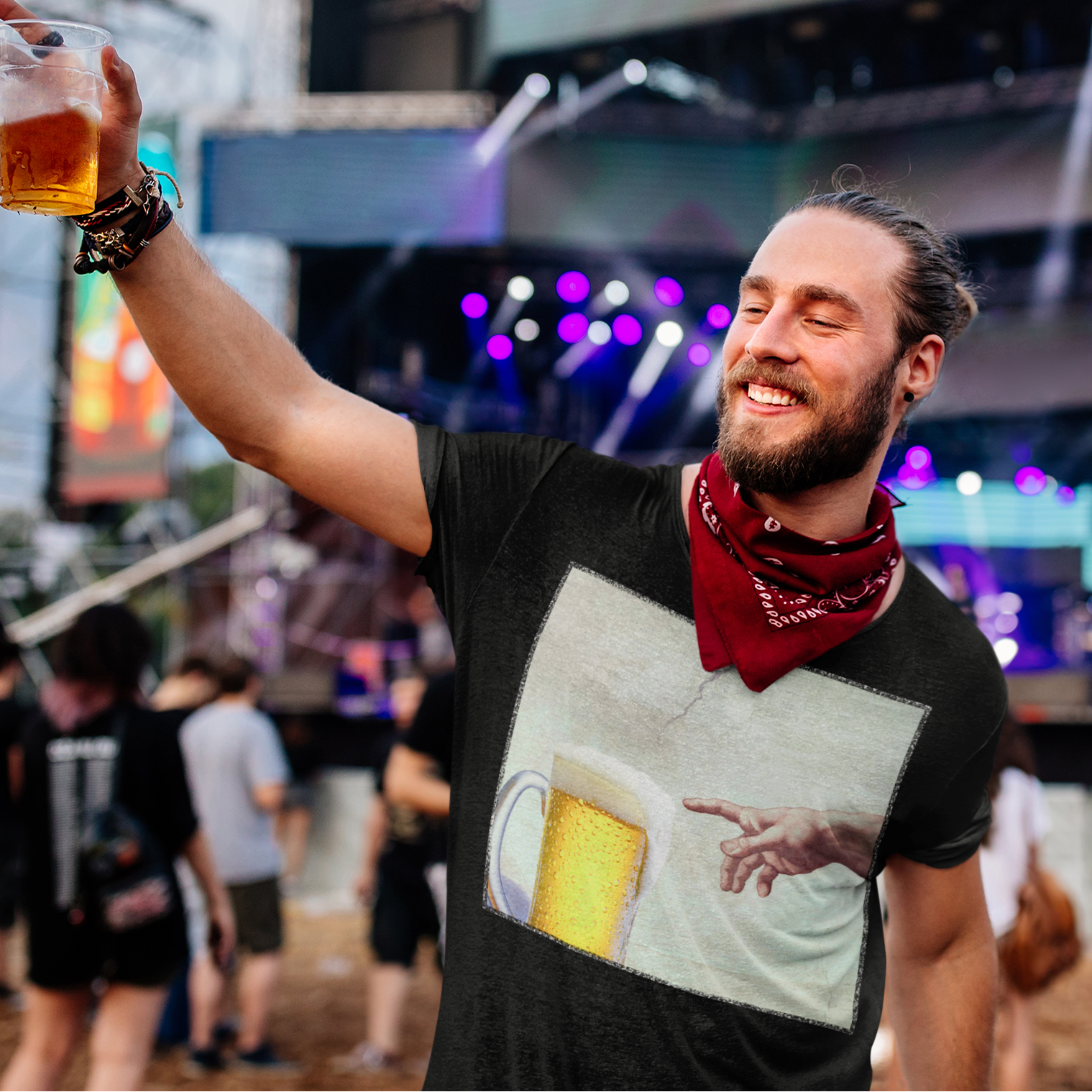 Gottes Hand mit Bier - Herren Shirt