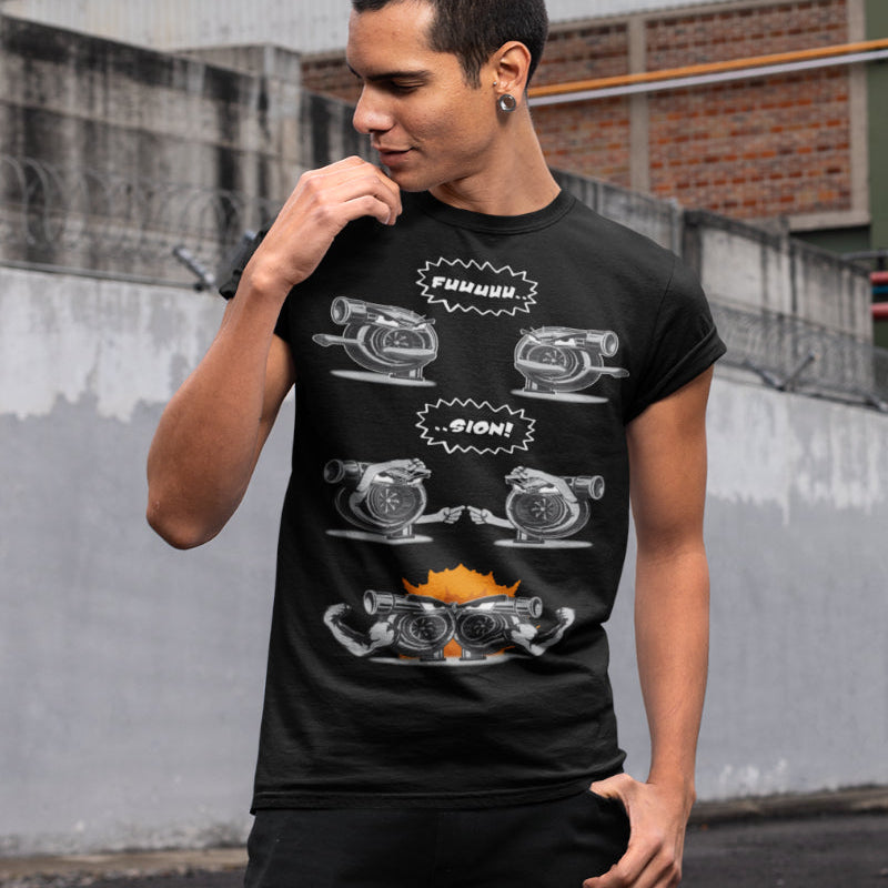 Lustiges Biturbo Tuning Shirt – Turbo Fusion Meme – Auto Tuner Anime Männer
