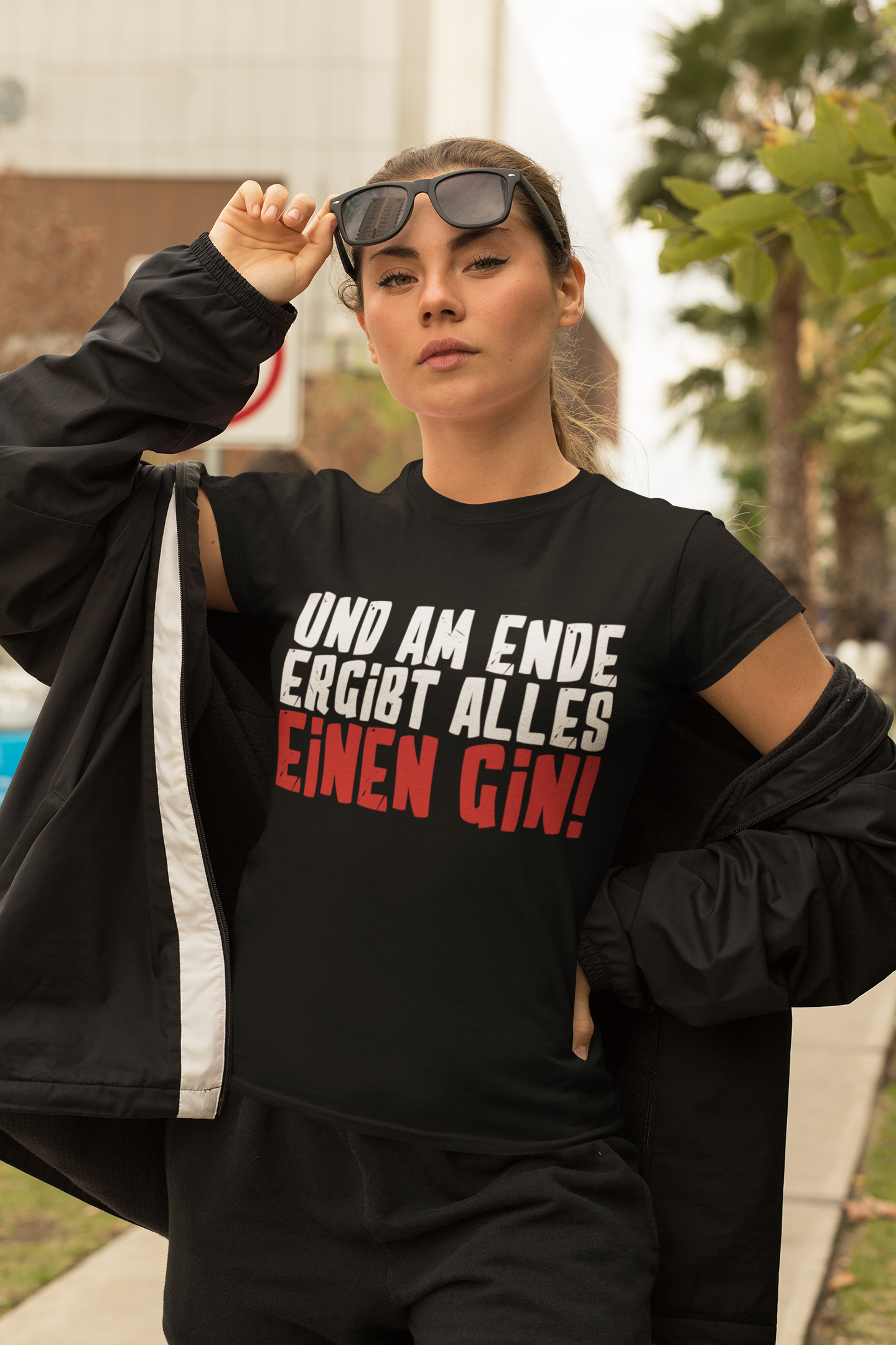 Und am Ende ergibt alles einen Gin – Damen Bio T-Shirt | Lustiges Gin Spruch Shirt