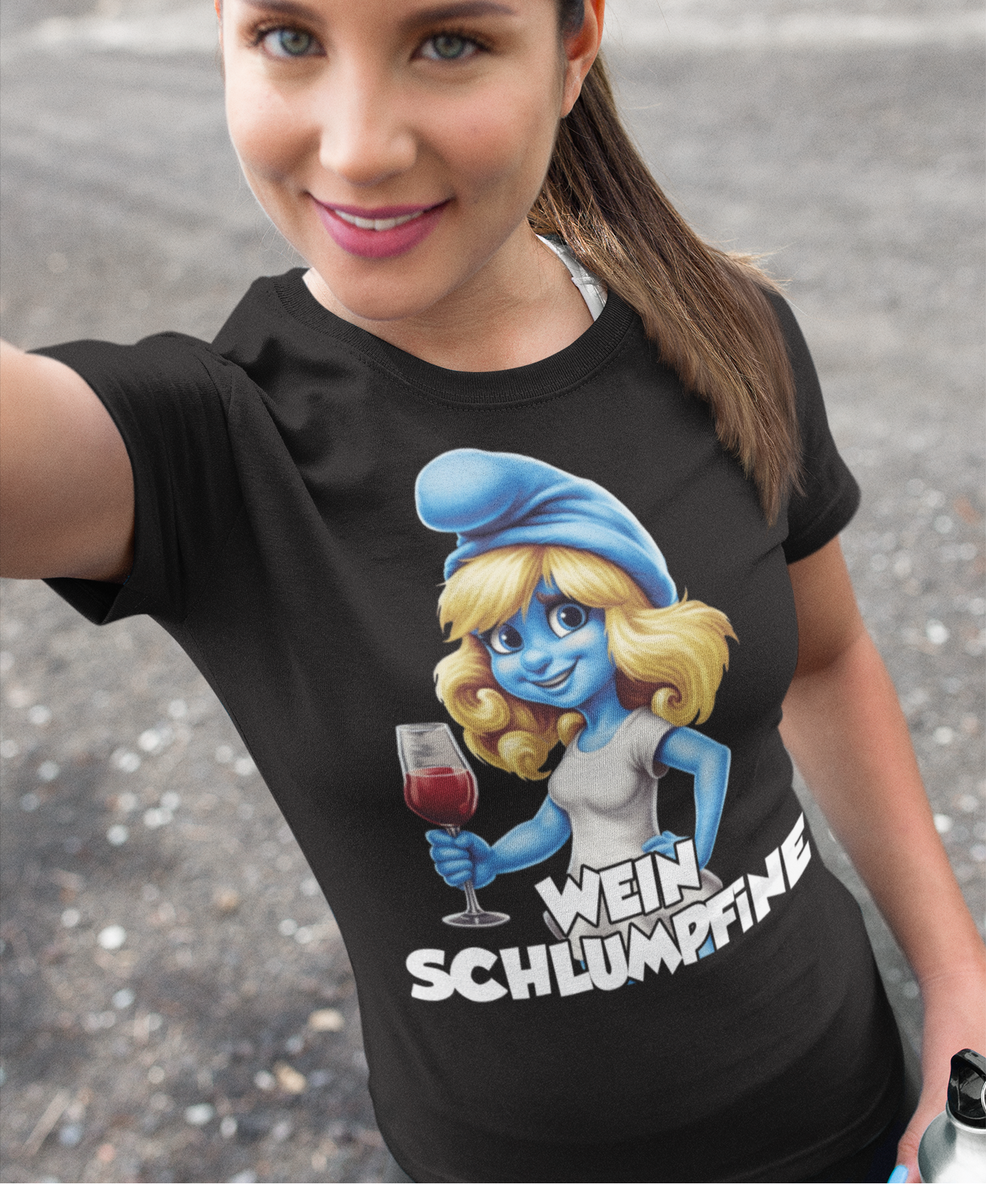 Wein Schlumpfine Grafik - Damenshirt