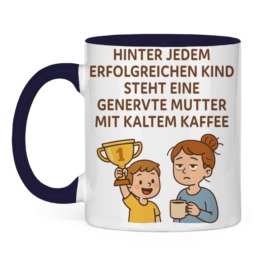 Zweifarbige Tasse genervte Mutter mit kaltem Kaffee in lila