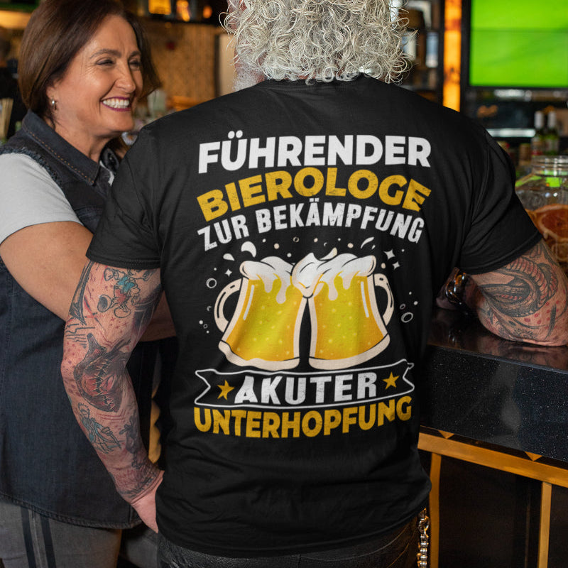 Führender Bierologe zur Bekämpfung akuter Unterhopfung - Herren V-Neck Shirt