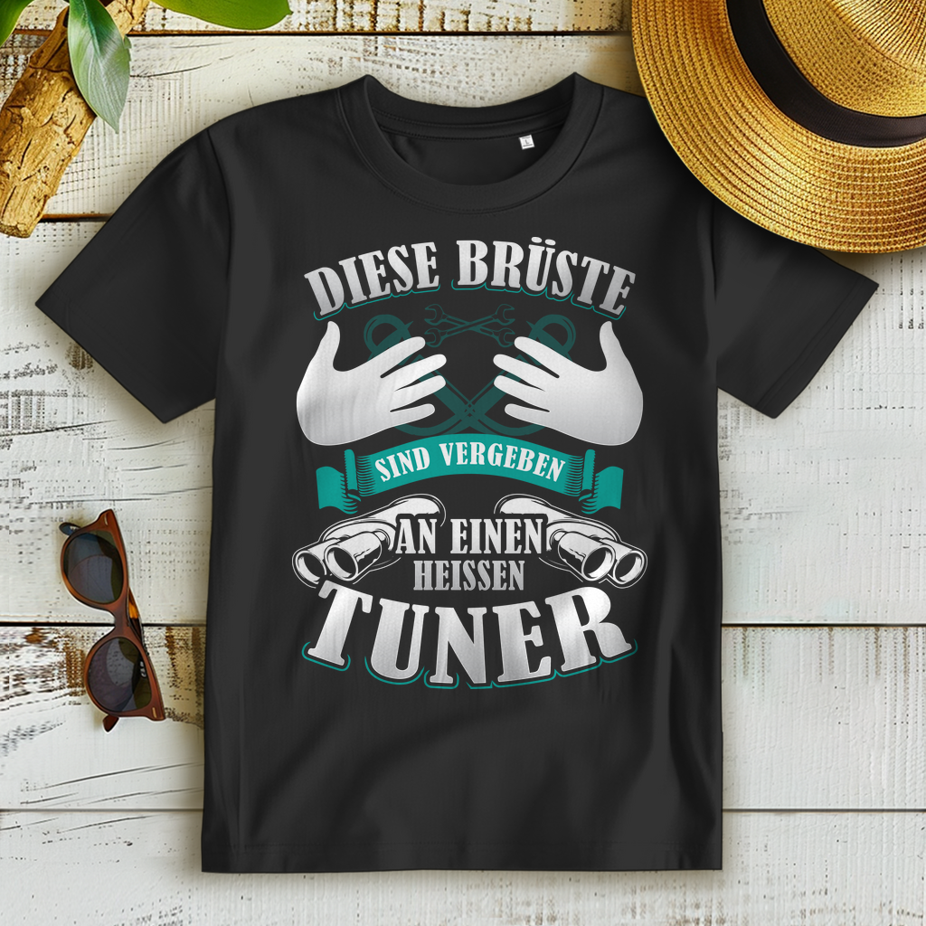 Tuning Shirt Frauen – Diese Brüste gehören einem heißen Tuner – Geschenkidee