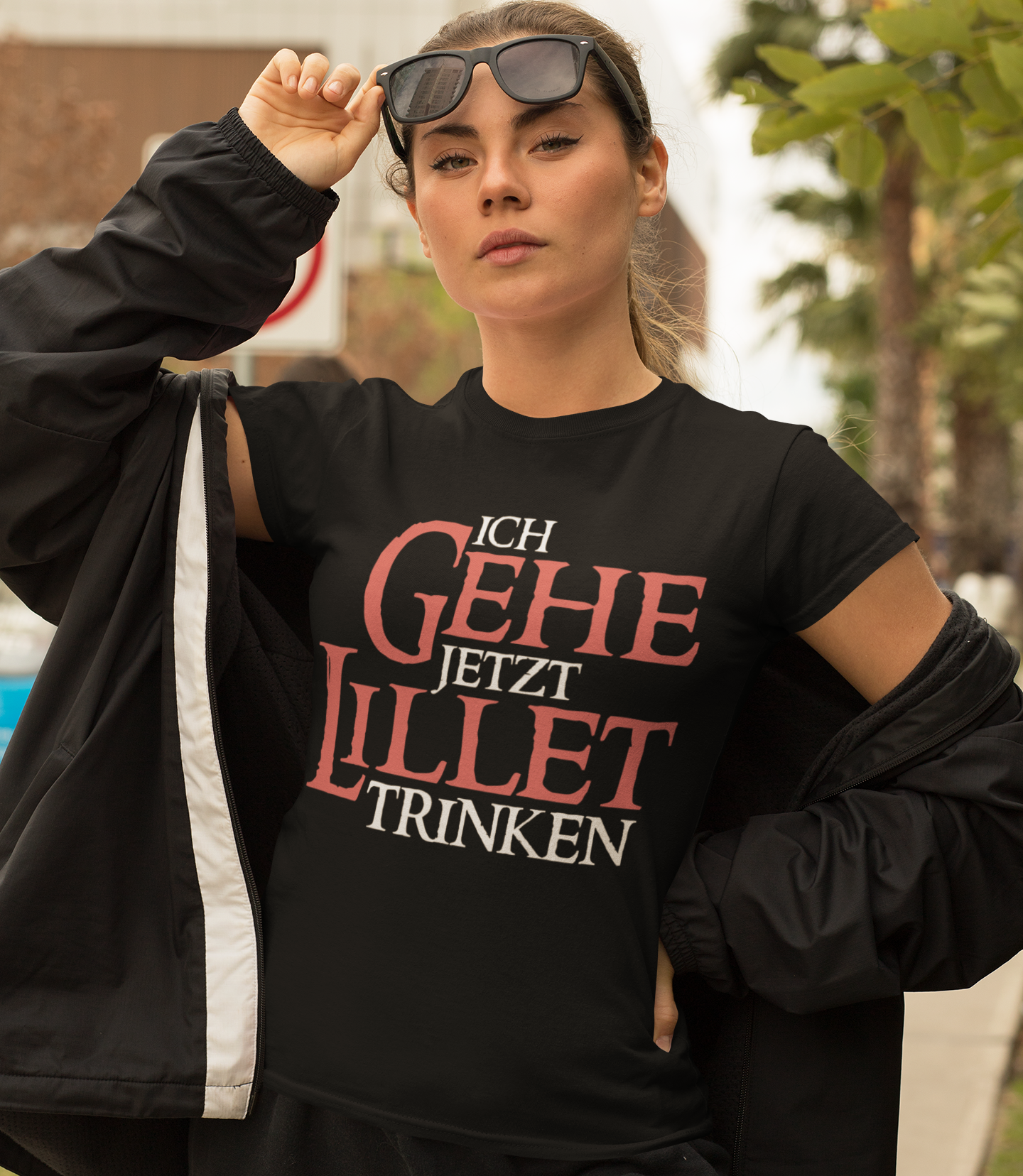 Ich gehe jetzt Lillet trinken - Beidseitiger Druck - Damenshirt