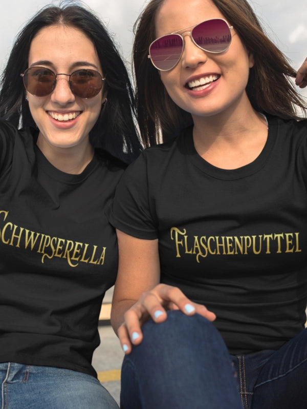 Selfie von zwei Freundinnen mit Prinzessinnen Shirts