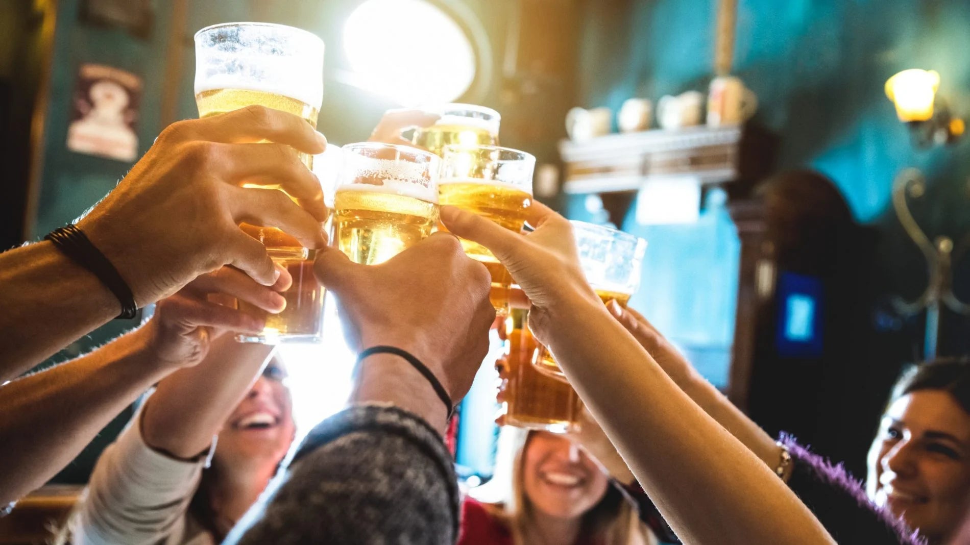Warum macht Alkohol trinken Spaß?