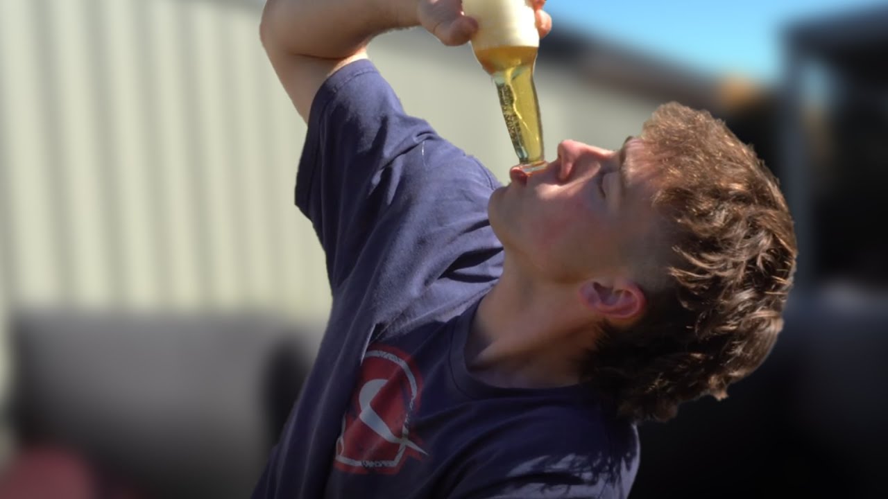 Bier auf Ex trinken - Bier Tornado Technik lernen