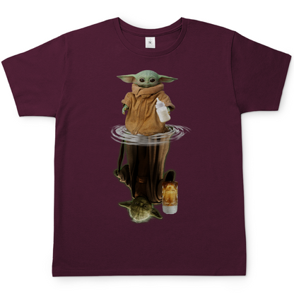 Baby Grogu und Meister Yoda mit Bier - Herren Shirt