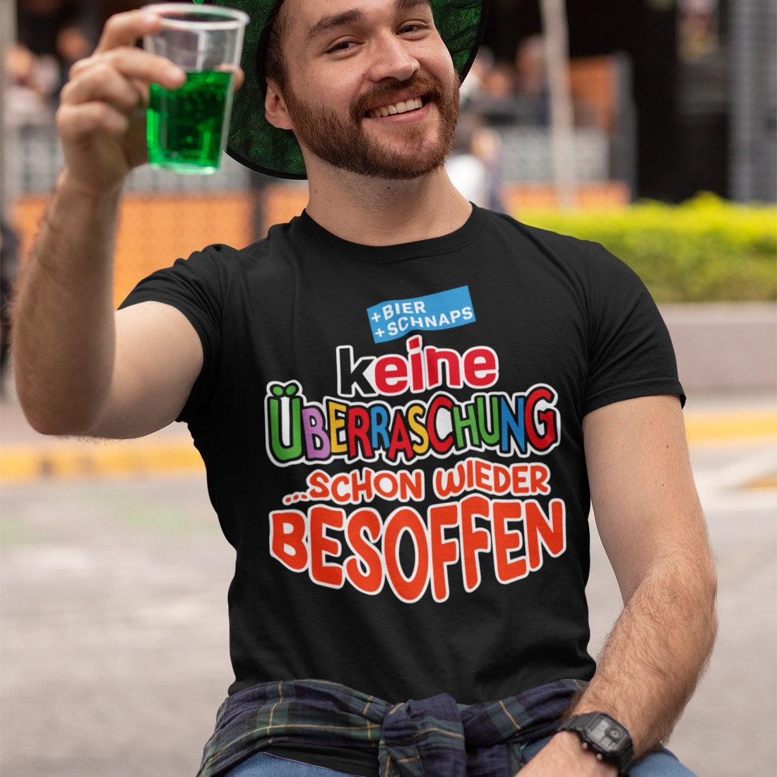 Keine Überraschung Herren Shirt mit Model