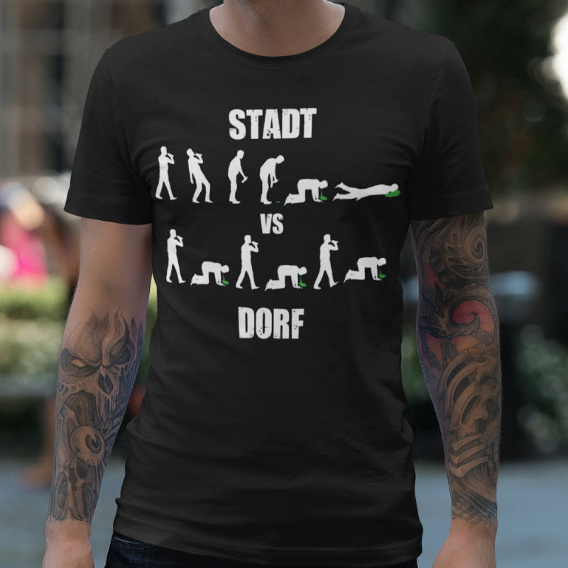 Party T-Shirt Männer – Stadt vs Dorf Alkohol Vergleich mit Kotzgarantie