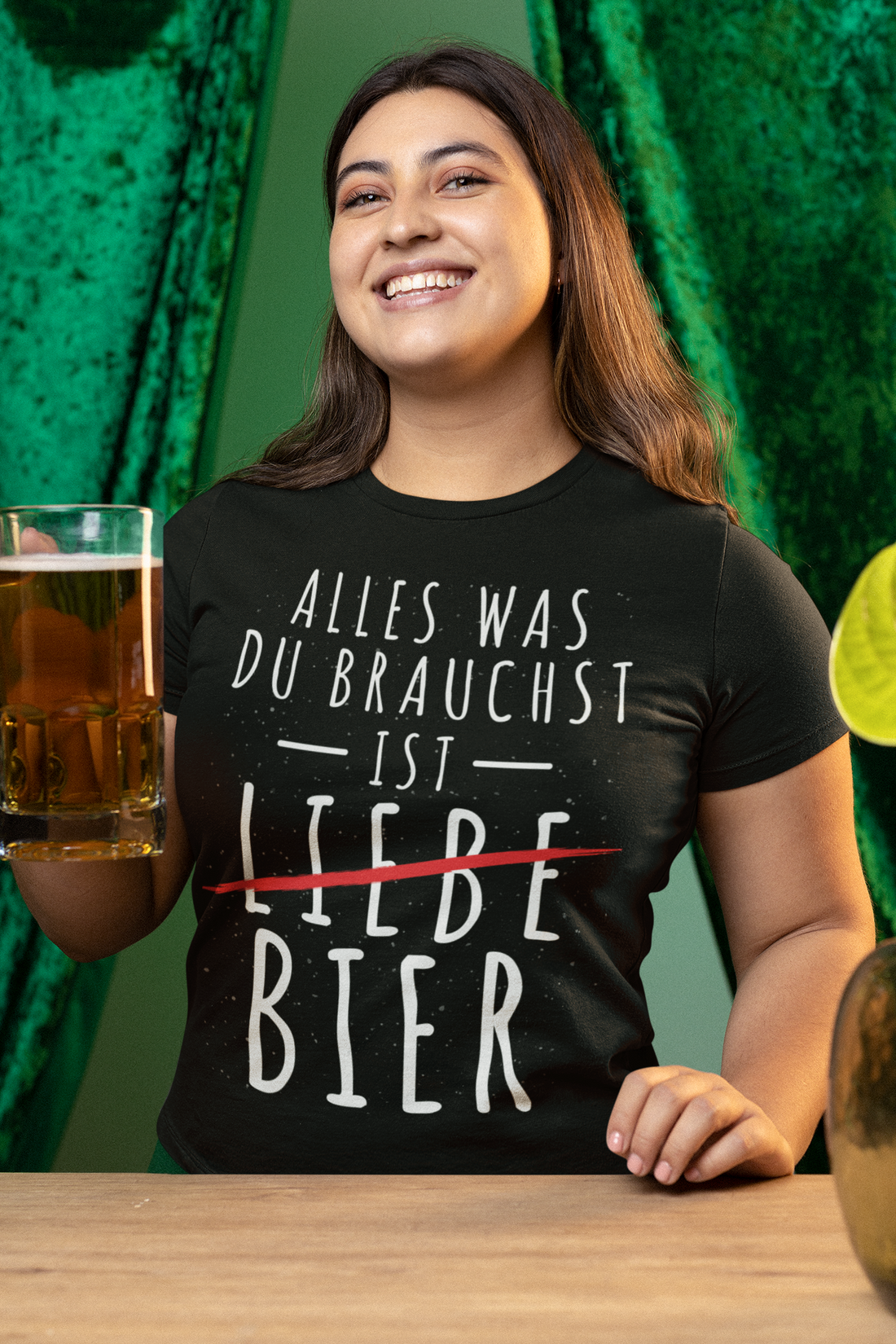 Alles was du brauchst ist Bier Liebe - Damen Premium Bio T-Shirt