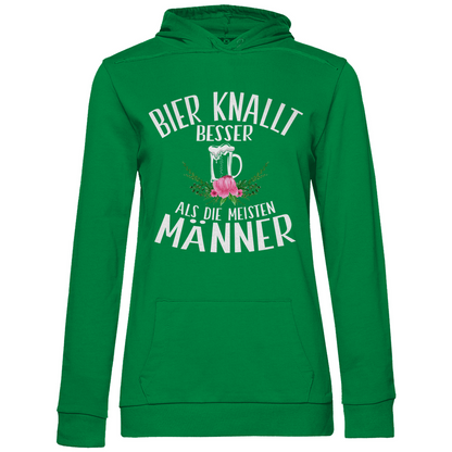 Bier knallt besser als die meisten Männer - Damen Hoodie Kelly Green