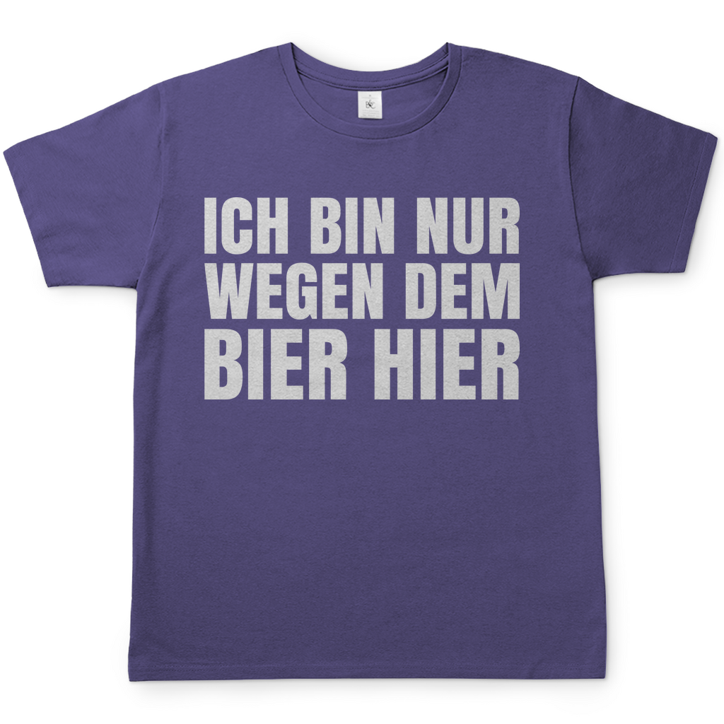 Ich bin nur wegen dem Bier hier - Herren Shirt Millennial Lilac