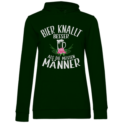 Bier knallt besser als die meisten Männer - Damen Hoodie Forest Green