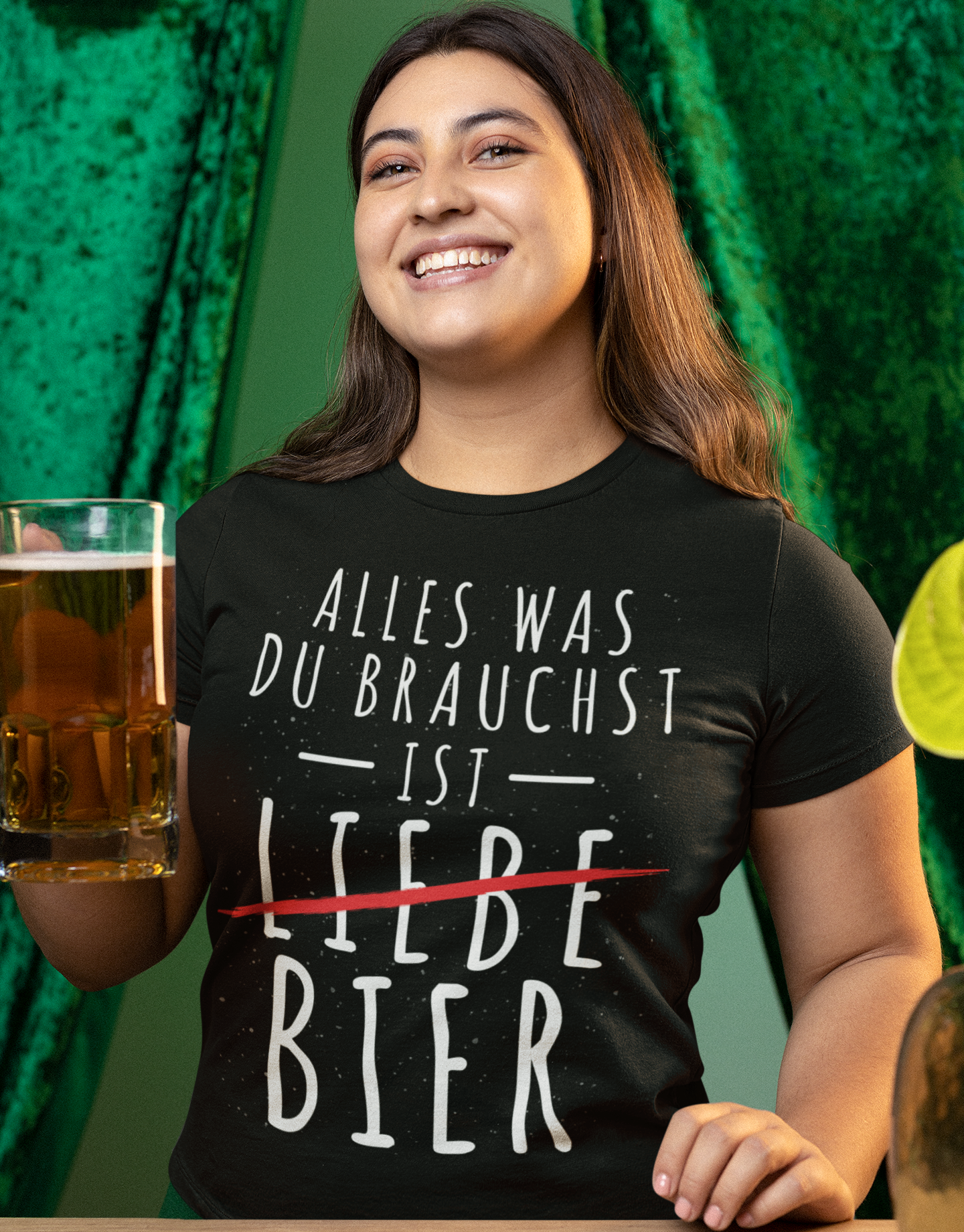 Alles was du brauchst ist Bier - Damenshirt