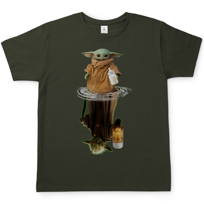 Baby Grogu und Meister Yoda mit Bier - Herren Shirt