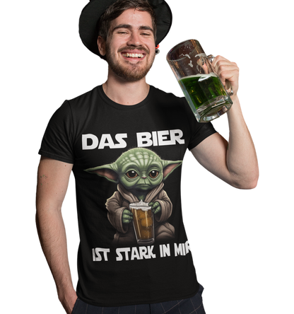 Das Bier ist stark in mir - Baby Yoda Grogu - Herren Shirt