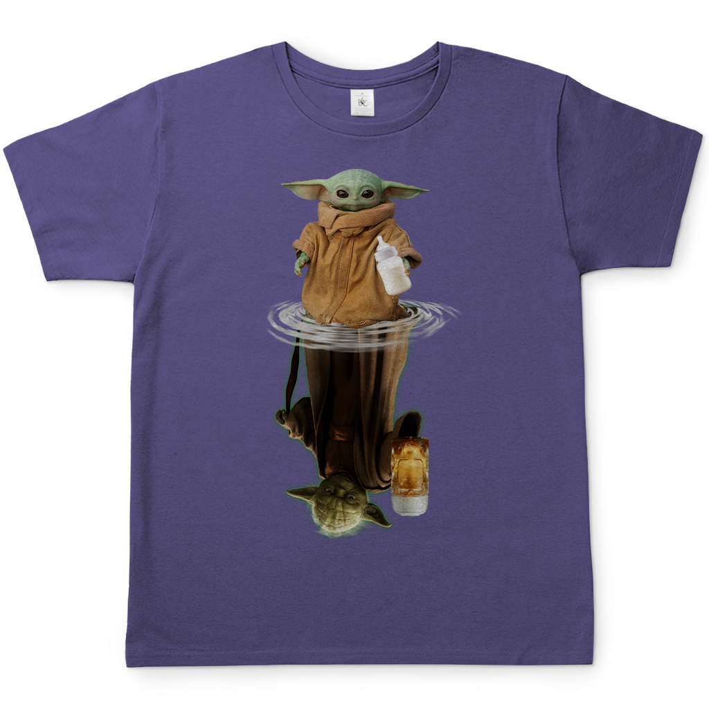 Baby Grogu und Meister Yoda mit Bier - Herren Shirt Millennial Lilac