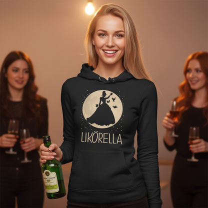 Eine Frau trägt den Likörella Hoodie mit Freundinnen und lacht bei Party Feier