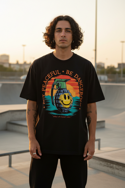 Jack &amp; Jones Oversize Act Peaceful Be Dangerous Handgranate Herren T-Shirt