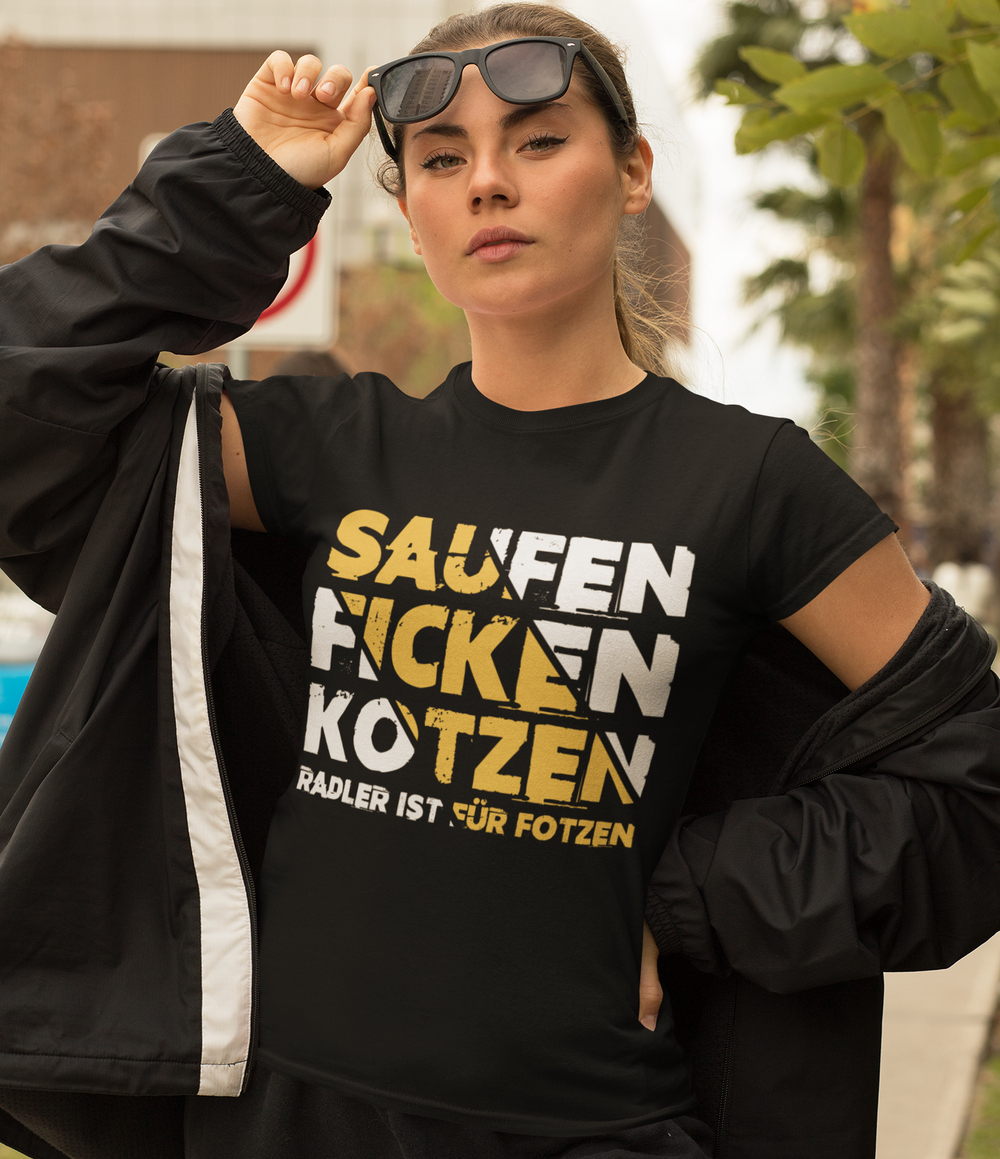 Saufen Ficken Kotzen Radler ist für Fotzen - Damenshirt