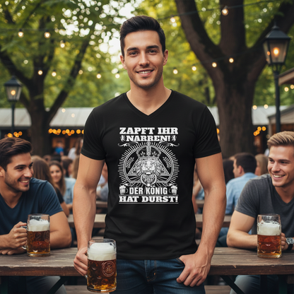 Zapft ihr Narren der König hat Durst - Herren V-Neck Shirt